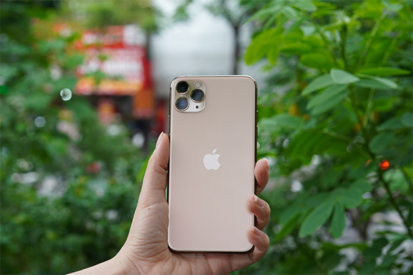 iPhone 11 Pro Max màu vàng
